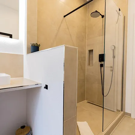 شقة Lamiacasa 145 Qm 2 Baths Parking شتوتغارت