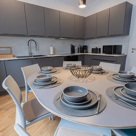 Lamiacasa 145 Qm 2 Baths Parking شقة