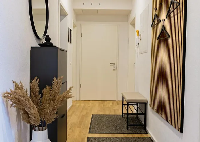 Апартаменты Lamiacasa 145 Qm 2 Baths Parking Штутгарт